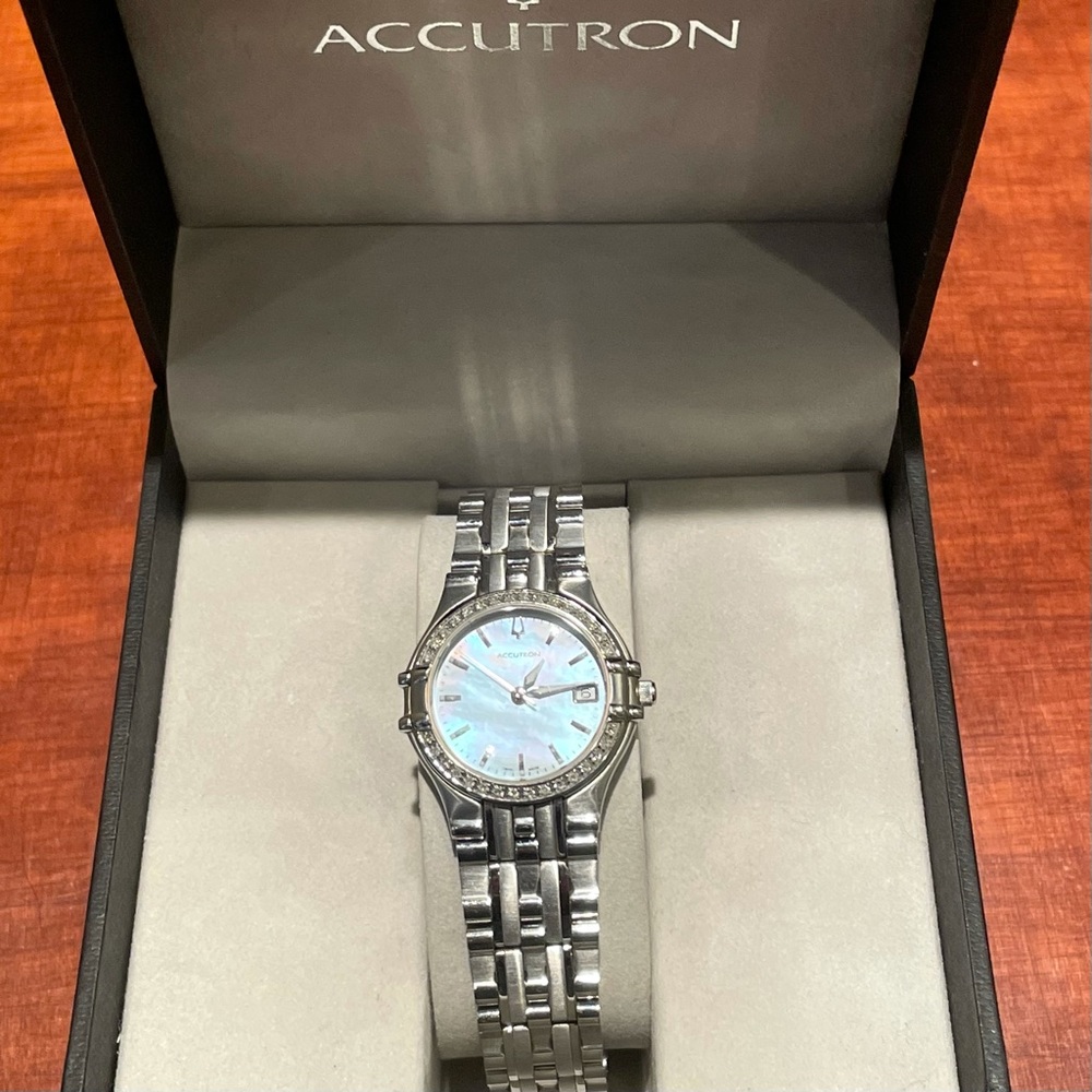 ACCUTRON by BULOVA Women’s 32 Diamonds Watch MOP Face Retail $850